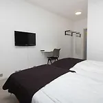 Napoli Resturant & As 3*