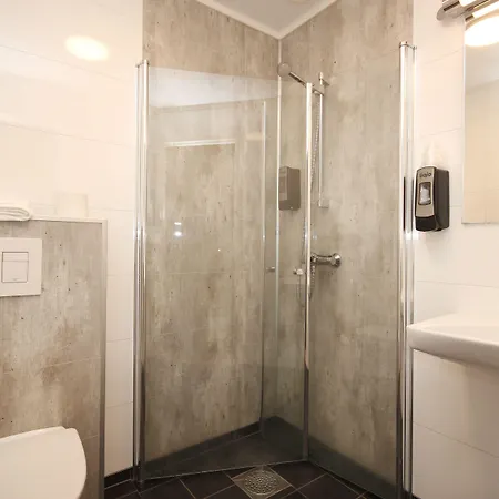Napoli Resturant & As Hotell 3*