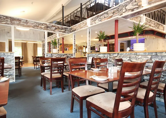 Napoli Resturant & As 3*