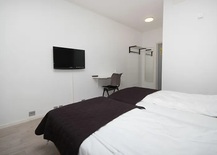 Napoli Resturant & As 3*